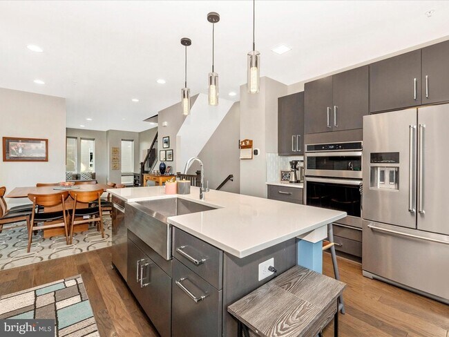 Foto del edificio - 1514 Trafalgar Ln