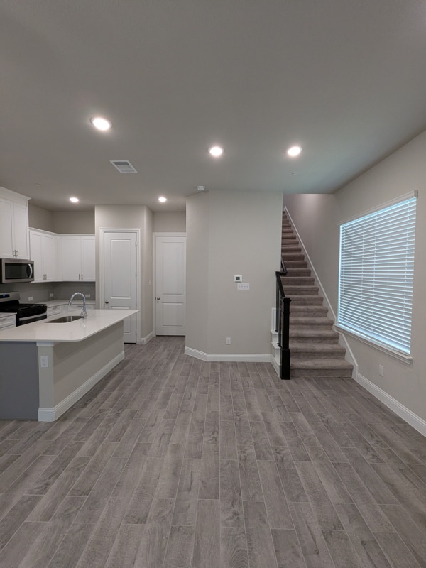 Building Photo - 4237 Shavano Dr