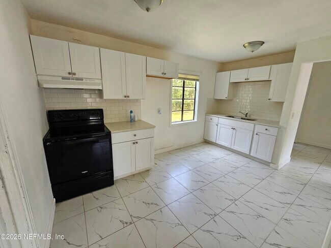 Foto del edificio - 3129 Lowell Ave