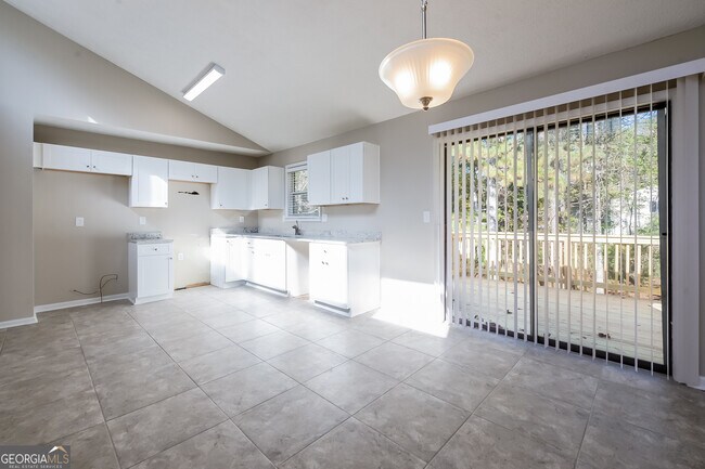 Foto del edificio - 3715 Chimney Ridge Ct