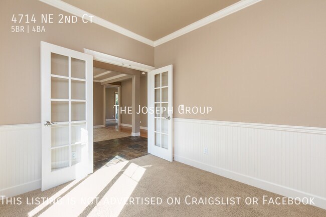 Building Photo - Spacious 5 bed/3.5 bath in Renton