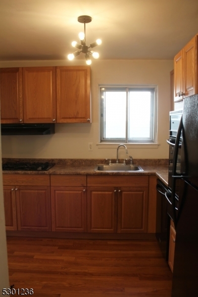 Building Photo - 404 Hillside Ave