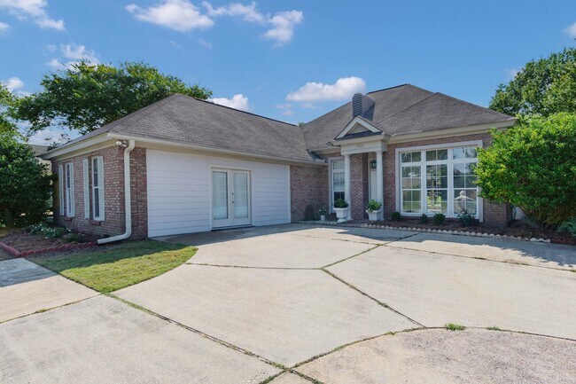 Foto del edificio - 9300 Greythorne Way