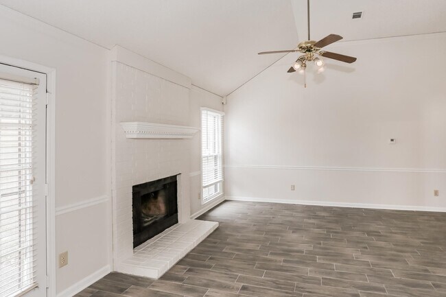 Building Photo - 5100 Kennet Ct