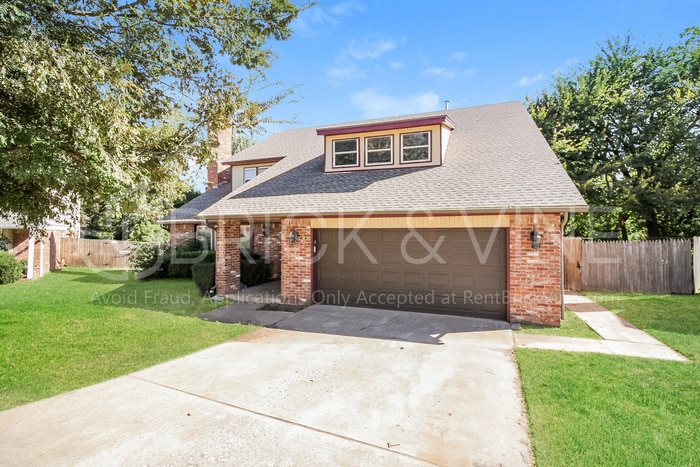 Primary Photo - 524 Canyon Rd