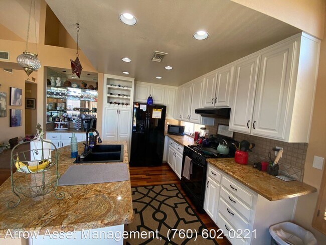 Building Photo - 3 br, 2 bath House - 1667 Olympus Loop Dr.