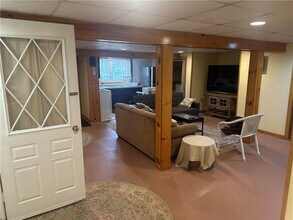 Building Photo - 5 Nevis Ct