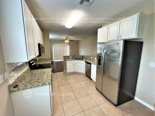 Foto del edificio - 13345 Blake Dr