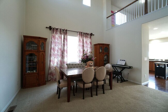 Foto del edificio - 9690 Beryl Dr