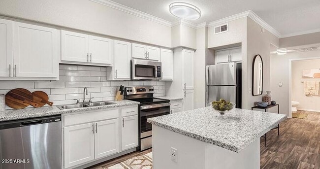 Photo - 1802 W Maryland Ave Apartment