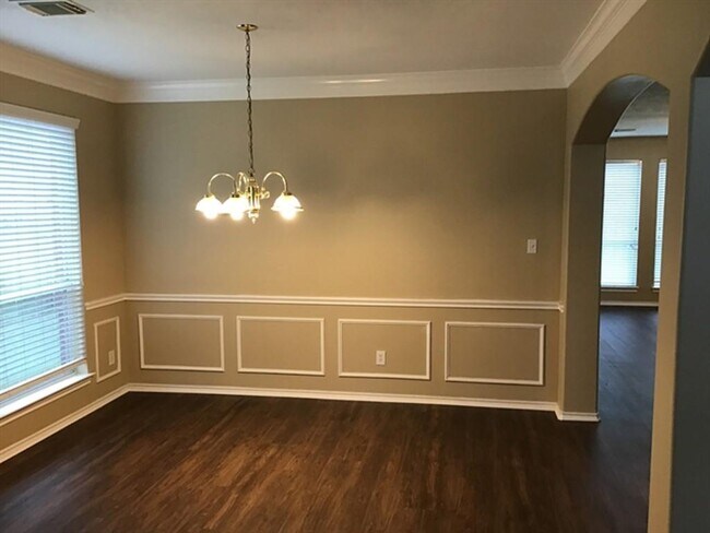 Foto del edificio - 26004 Castle Meadow Ln