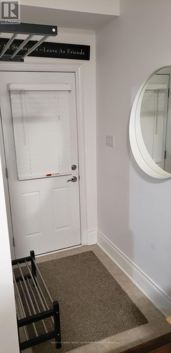 Photo du bâtiment - 31 Barletta Dr