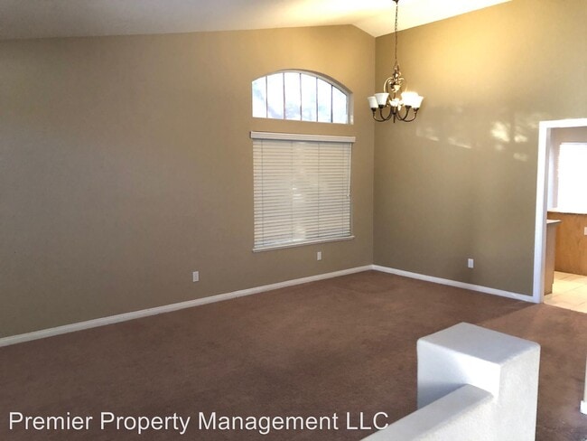 Building Photo - 4 br, 2 bath House - 790 Eagle Mountain Dr