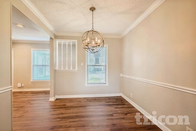 Building Photo - 10630 Newcombe Dr