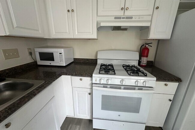 Foto del edificio - 2202 Tabor Ct