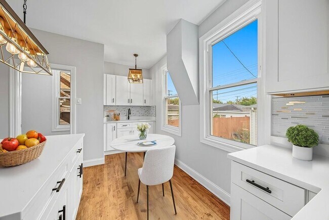 Foto del edificio - 2823 Broadway St