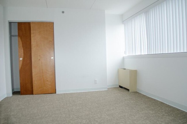 Building Photo - 133 Park St