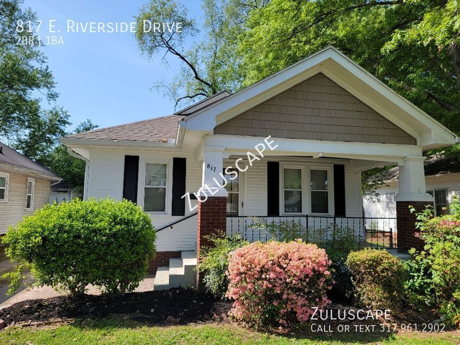Riverside Drive Remodeled Beauty with Char... House for Rent in