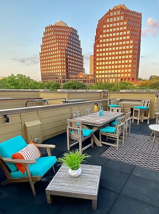 Foto del edificio - 4540 J C Nichols Pkwy