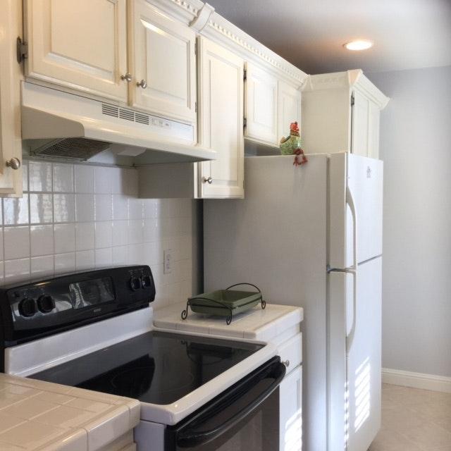 Building Photo - 4644 Park Granada