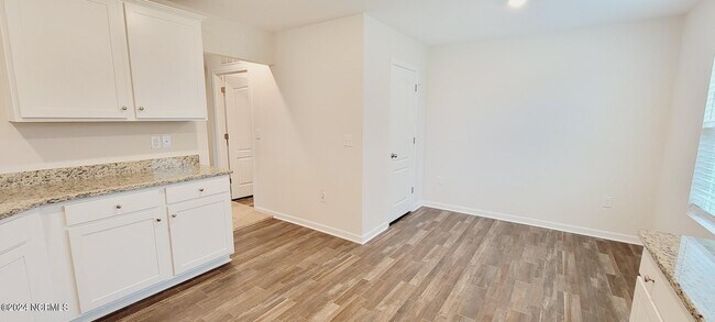 Building Photo - 7141 Brittany Pointer Ct