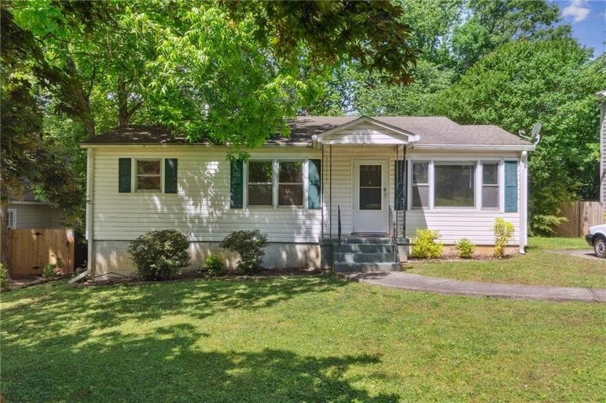 Photo - 1682 Bridgeport Drive NE Unit
