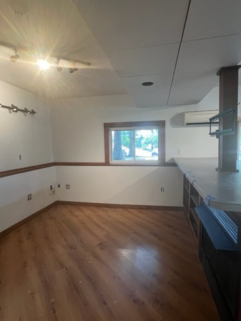 Building Photo - 4601 Tremont Ave