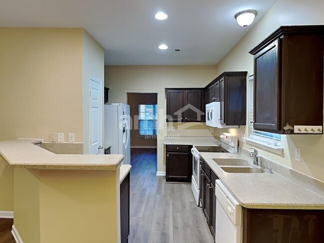 Foto del edificio - 15363 Michael Andrew Rd