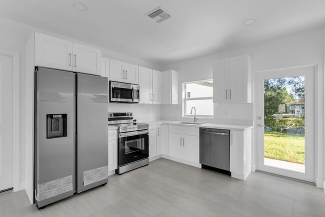 Photo - 5224 29th St SW Apartment