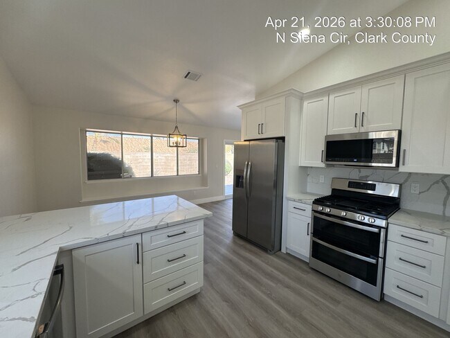 Foto del edificio - Remodeled Single Story, 4 Bedroom Home in Desert Shores