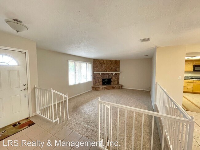 Building Photo - 3 br, 2 bath House - 14063 Havasu Road