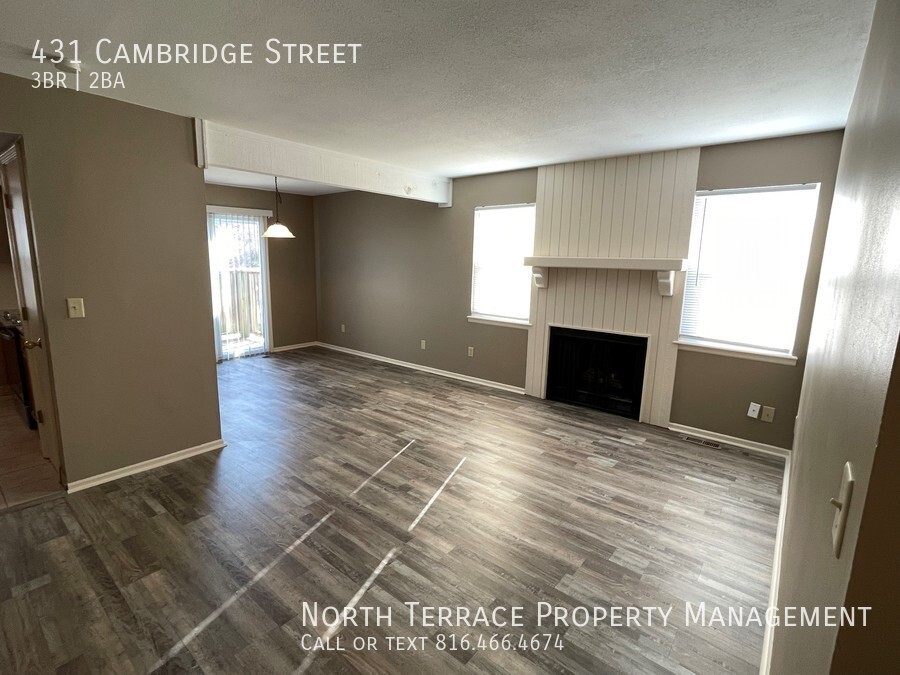 Primary Photo - Renovated Townhome Close to KU Med