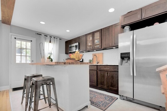 Photo - 120 64th St House