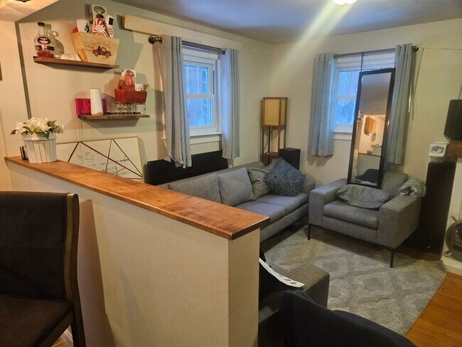 Foto del edificio - 289 Elmwood St