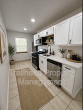 Building Photo - 316 E Gregory Blvd