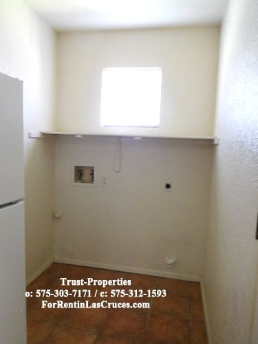 Building Photo - 5075 Inspiration