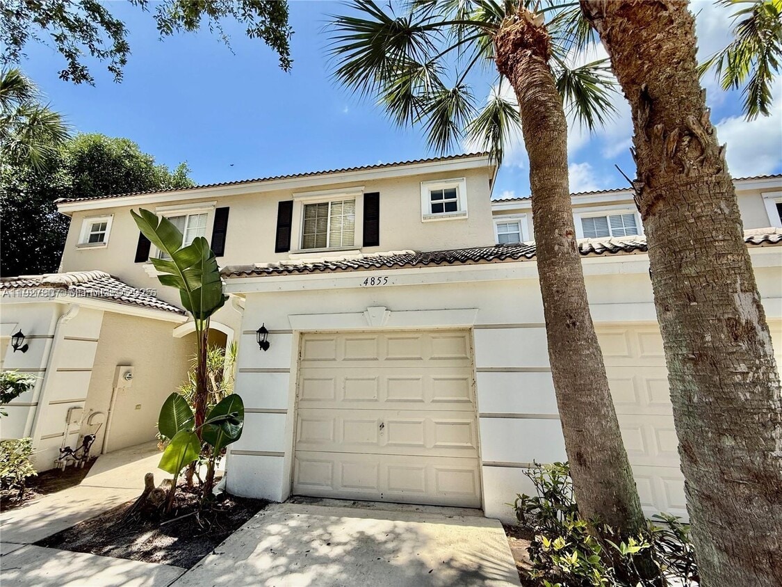 Primary Photo - 4855 Palmbrooke Cir