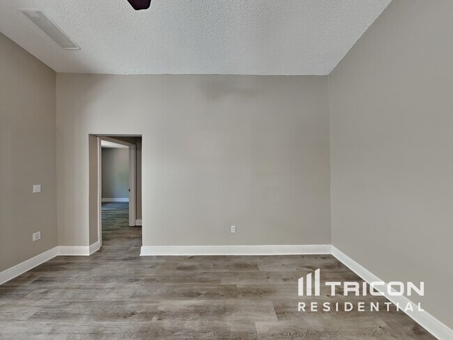 Building Photo - 8006 Hathaway Drive New Port Richey FL