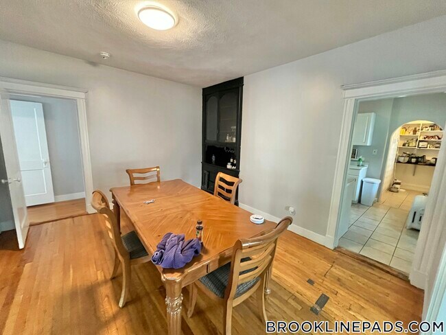 Foto del edificio - 227 Winchester St