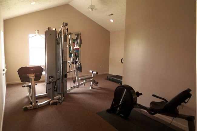 Gimnasio - Canterbury House Apartments - Columbus