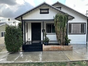 Building Photo - 3935 Tampico Ave