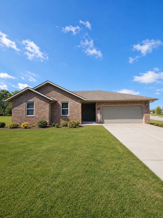 Building Photo - 842 Lorenza Dr