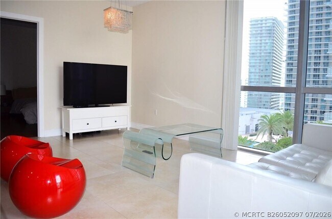 Foto del edificio - 1060 Brickell Ave