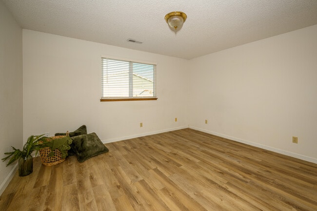 Dormitorio principal - 418 S Quillan Plz