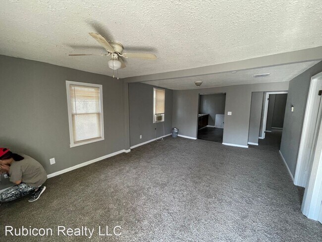 Foto del edificio - 3 br, 1 bath House - 4446 Kensington Ave