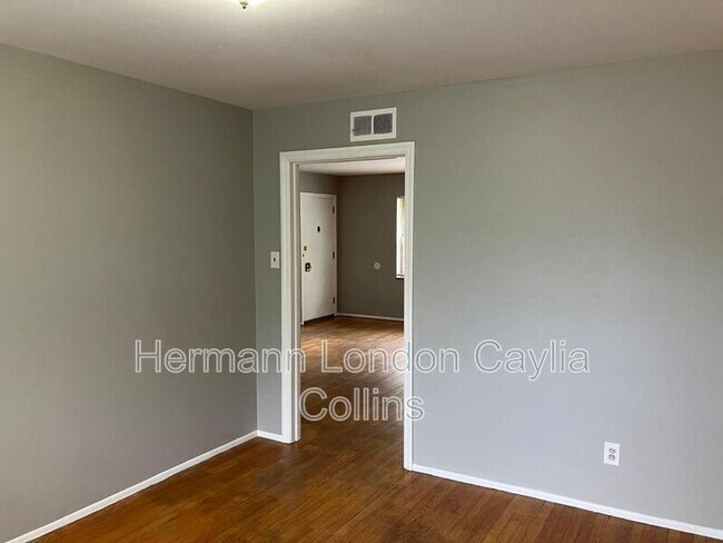 Foto del edificio - 3900 Roland Blvd