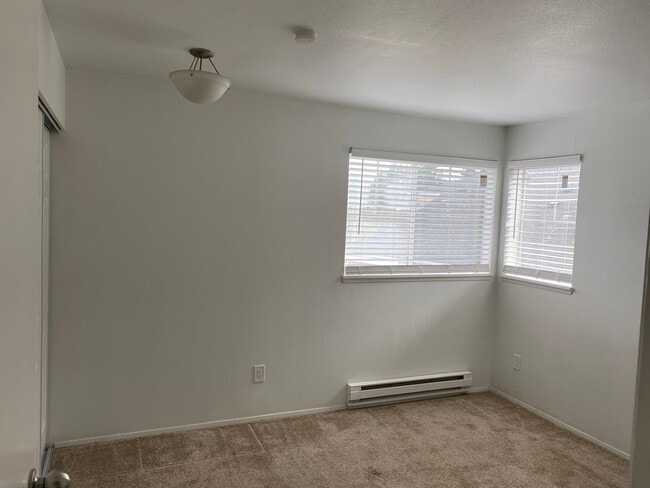 Building Photo - 5300 Harbour Pointe Blvd