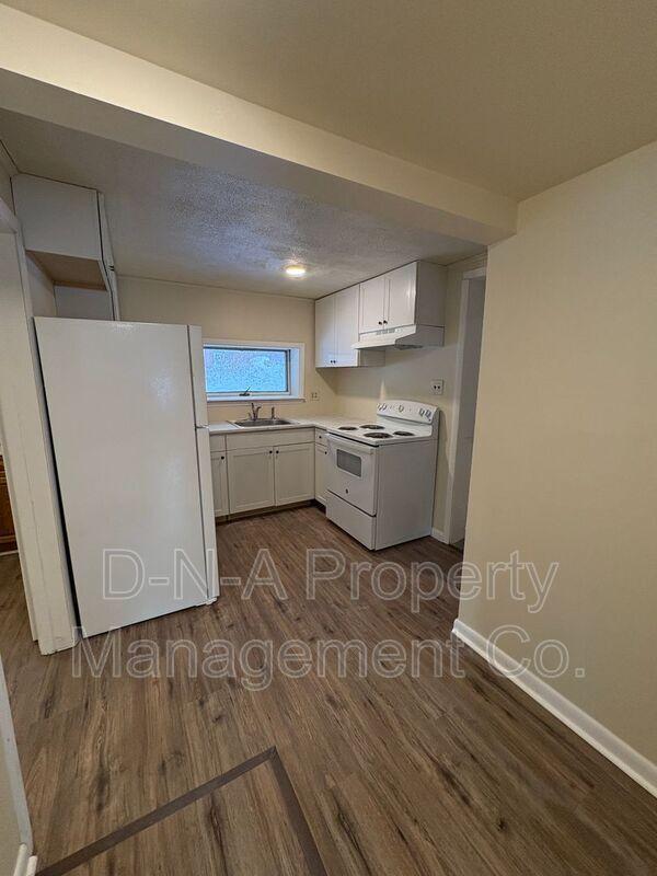 Building Photo - 2535 PA-390