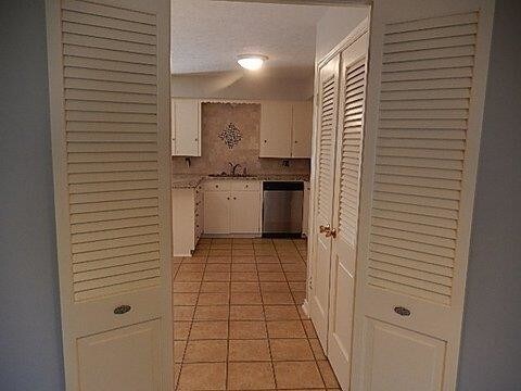 Foto del edificio - 8403 Lullwater Dr