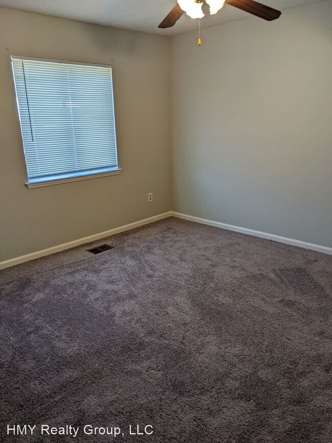 Foto del edificio - 2 br, 2.5 bath House - 5841 Trent Walk Dr